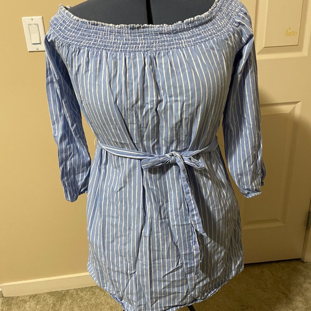 Le Chateau | Casual Off The Shoulders Striped Top